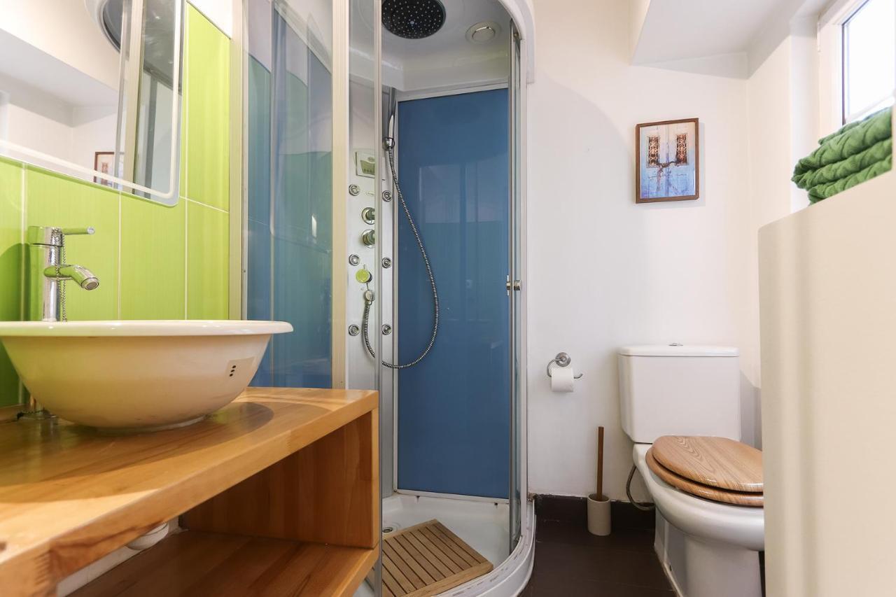 Charming And Stylish Downtown In Xix Century Building * Lissabon