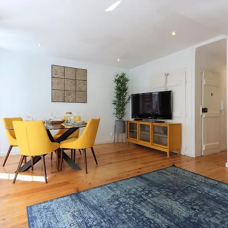 Charming And Stylish Downtown Apt In XIX Century Building Lisbon Exterior photo