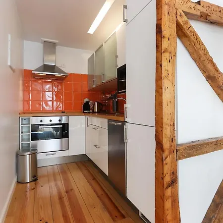 Charming And Stylish Downtown Apt In XIX Century Building Lisbon Exterior photo